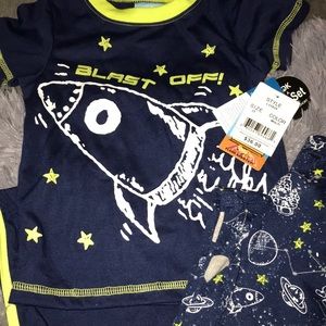 ⭐️Host Pick⭐️ Three Piece PJ Set 2T